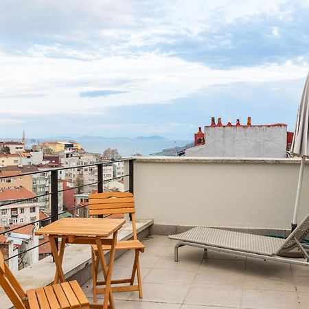 Mesmerizing Flat With Bosphorus View In Beyoglu Istambul Exterior foto